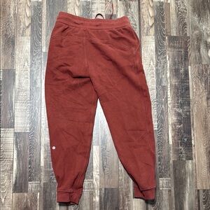Lululemon Scuba Jogger 8